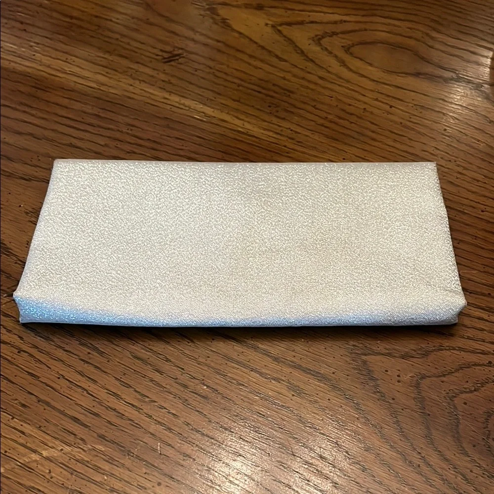 Vintage Walborg Shimmer Clutch‎